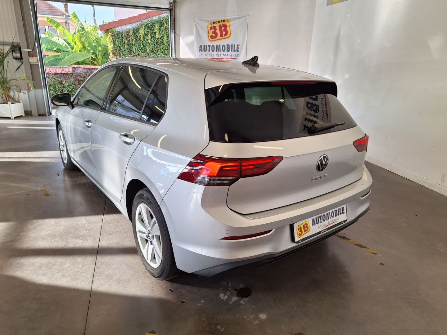 VOLKSWAGEN GOLF - 2.0 TDI SCR LIFE DSG 115cv