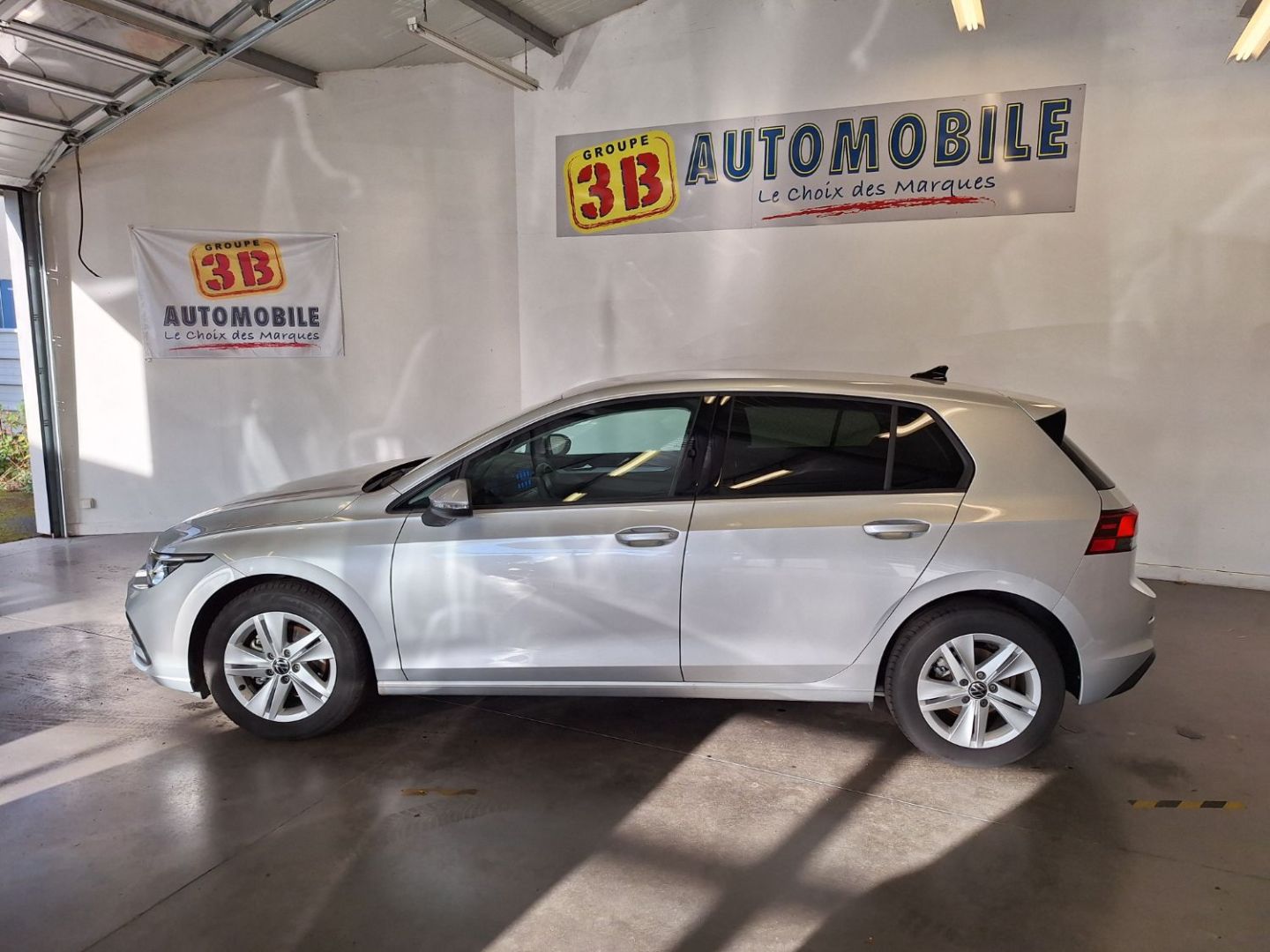 VOLKSWAGEN GOLF - 2.0 TDI SCR LIFE DSG 115cv