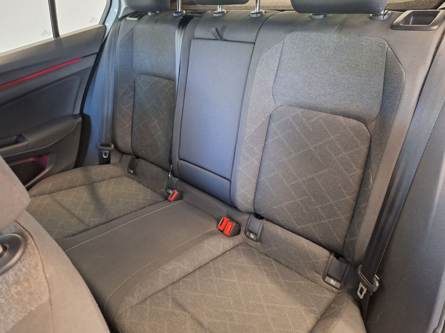 VOLKSWAGEN GOLF 8 - 2.0 TDI SCR 150 DSG7 Life Business