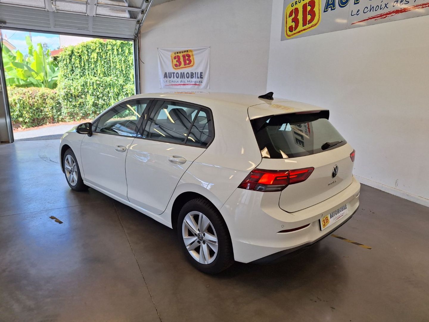 VOLKSWAGEN GOLF 8 - 2.0 TDI SCR 150 DSG7 Life Business