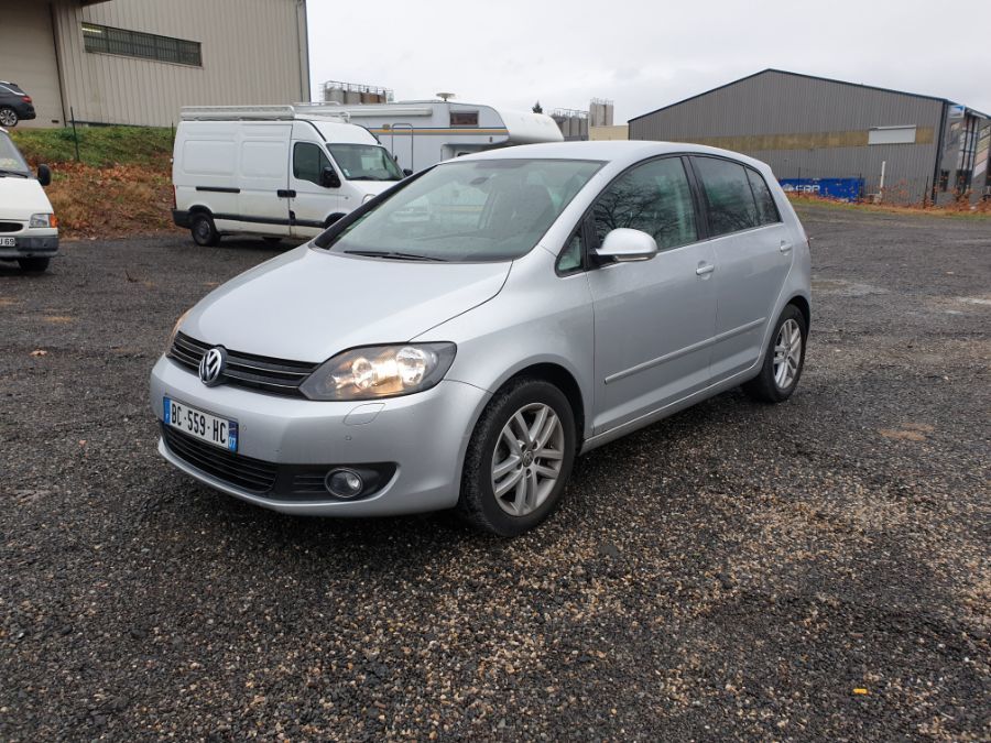 VOLKSWAGEN GOLF PLUS 1.6 TDI BLUEMOTION TECHNO.CONFORTLINE DSG 105cv 5P BVA FAP