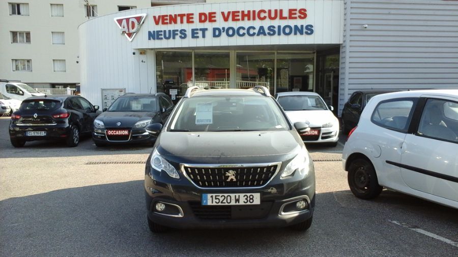 PEUGEOT 2008 - 1.2 PureTech BVM5 (82ch)