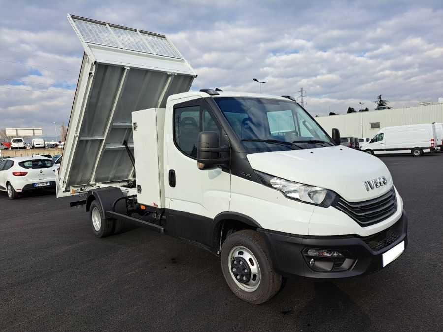 IVECO DAILY - 35C14 BENNE + COFFRE 37500E HT (2022)