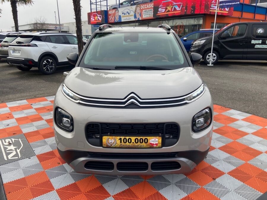 CITROEN C3 AIRCROSS BlueHDi 110 BV6 SHINE JA 16" Noires Hype Colorado