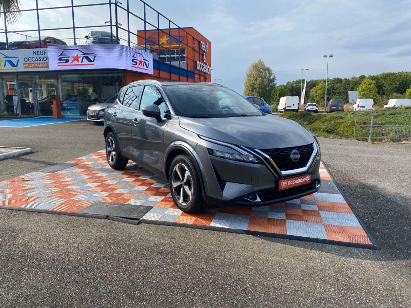 NISSAN QASHQAI - MILD HYBRID 158 X-TRONIC N-CONNECTA TOIT HAYON GPS CAMÉRA 360° PACK HIVER (2024)