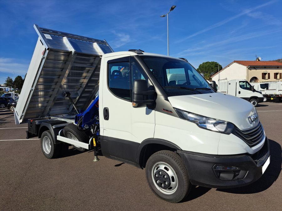 IVECO DAILY - 35C18 GRUE BENNE 79000E HT (2023)