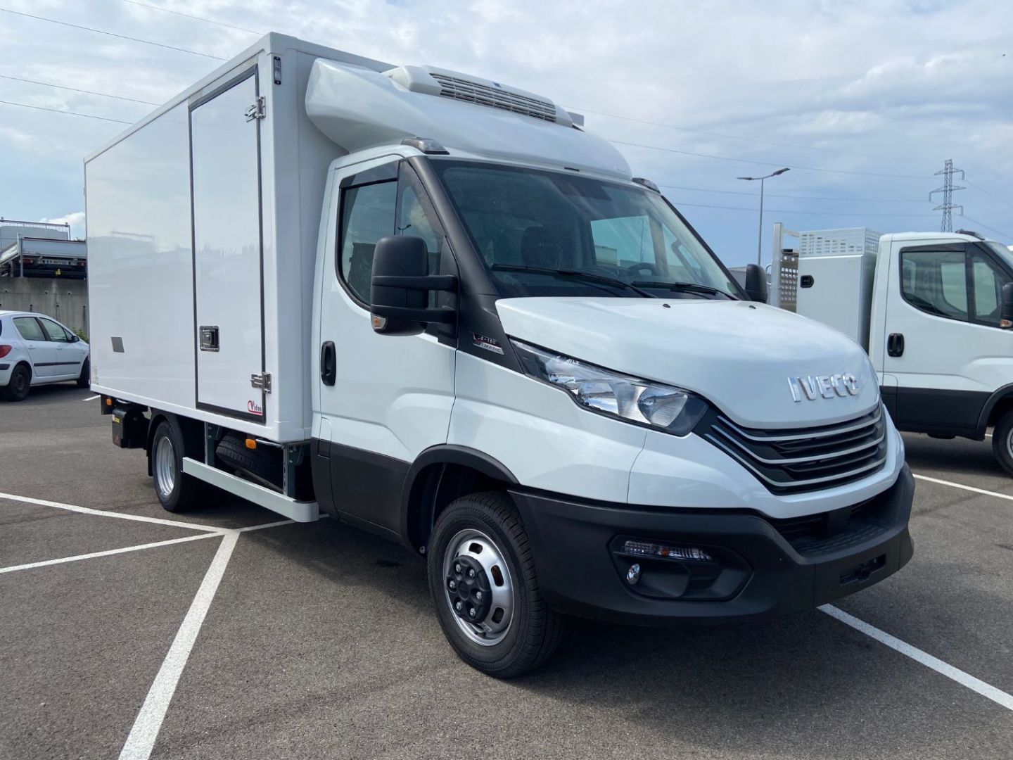 IVECO DAILY - 35C18HA8 CAISSE HAYON FRIGO (2024)