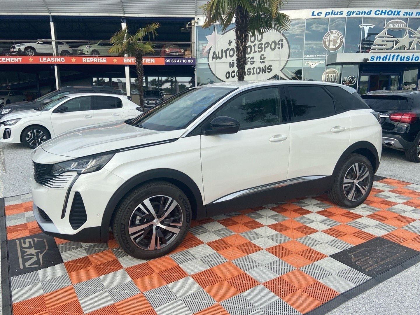 PEUGEOT 3008 - HYBRID 136 E-DCS6 ALLURE PACK CAMÉRA (2021)