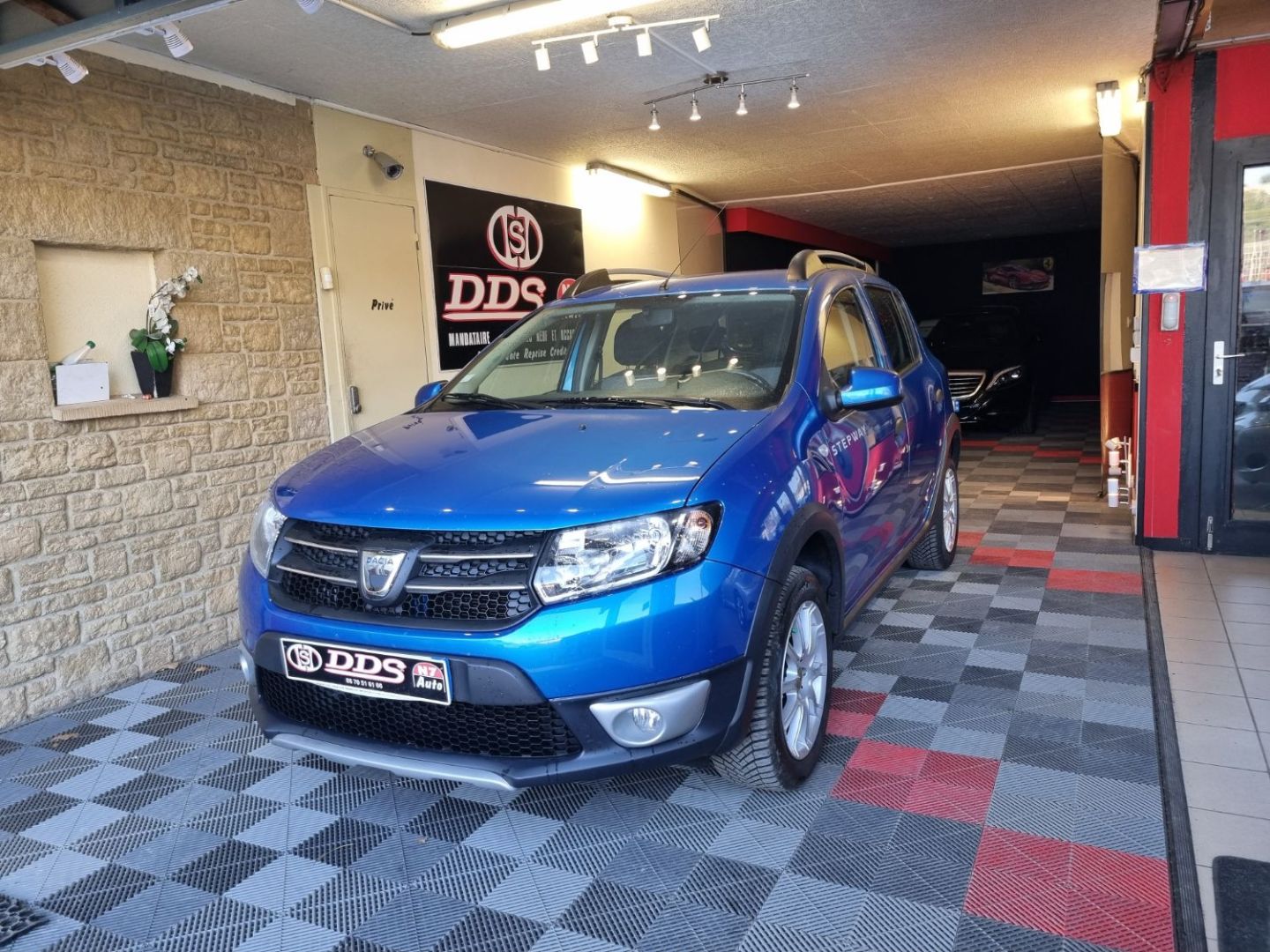 DACIA SANDERO - STEEPWAY 90 PRESTIGE GPS CLIM REGUL RADAR (2014)