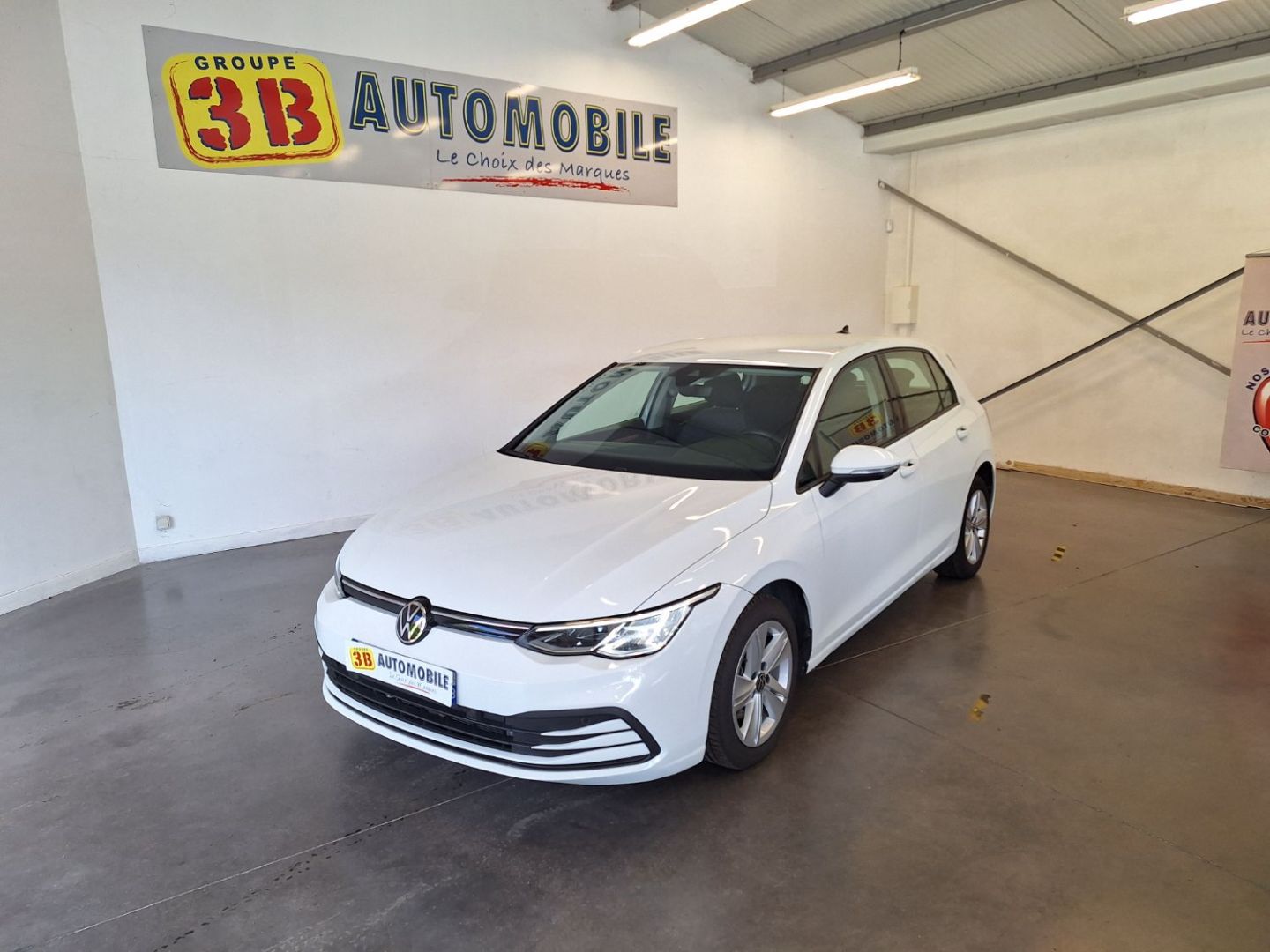 VOLKSWAGEN GOLF 8 - 2.0 TDI SCR 150 DSG7 LIFE BUSINESS (2022)