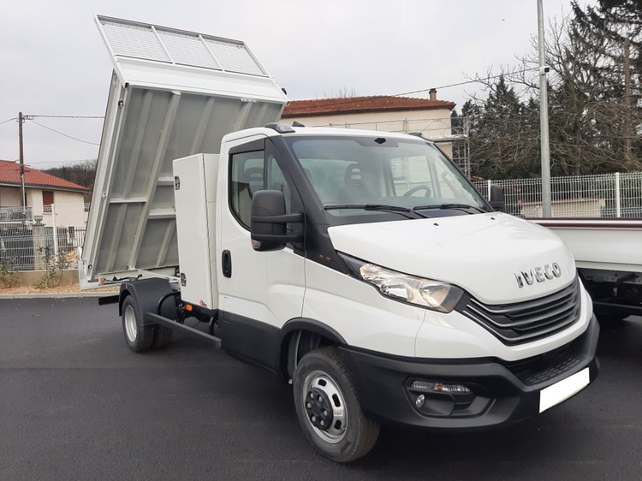 IVECO DAILY - 35C18H3.0 BENNE + COFFRE 43000E HT (2022)