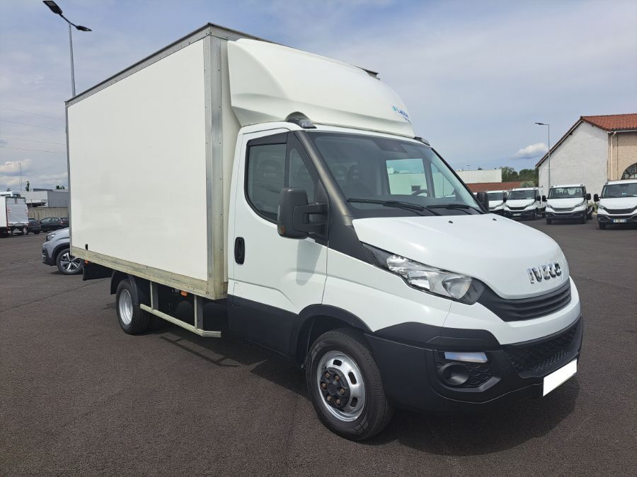 IVECO DAILY - 35C16 CAISSE 2 PORTES (2019)