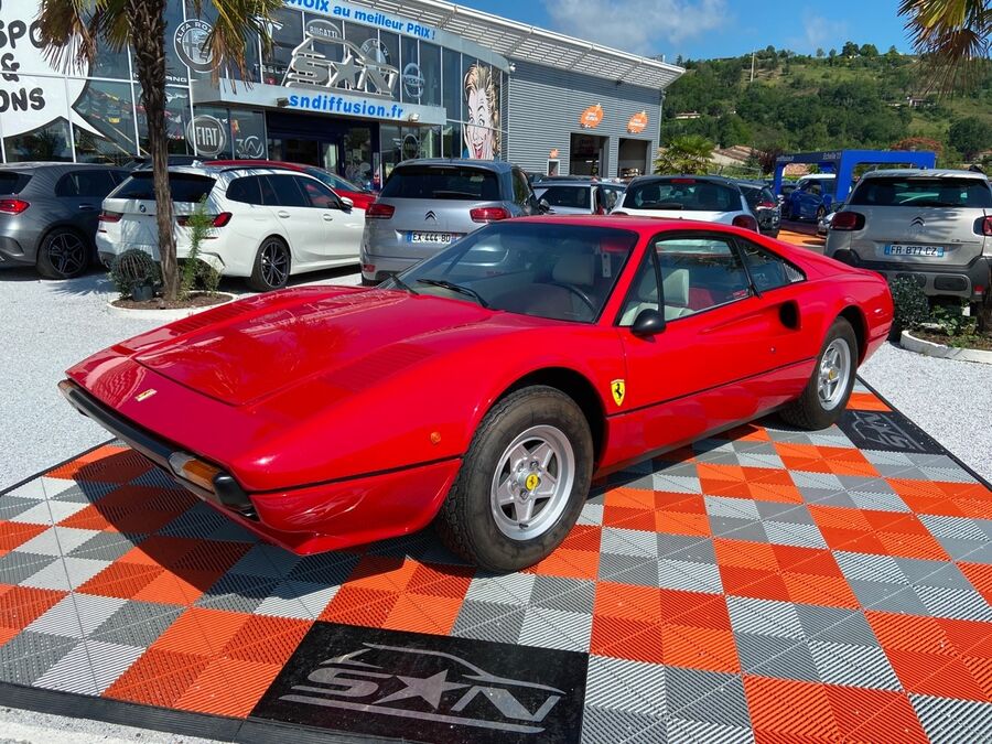 FERRARI 308 - GTB VITRORESINA (1976)