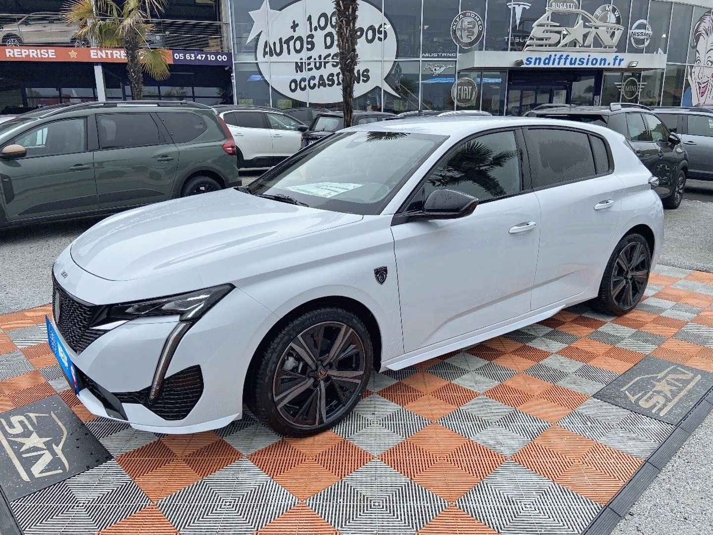 PEUGEOT 308 - BLUEHDI 130 EAT8 GT PACK VISION 360° & DRIVE ASSIST PLUS (2025)