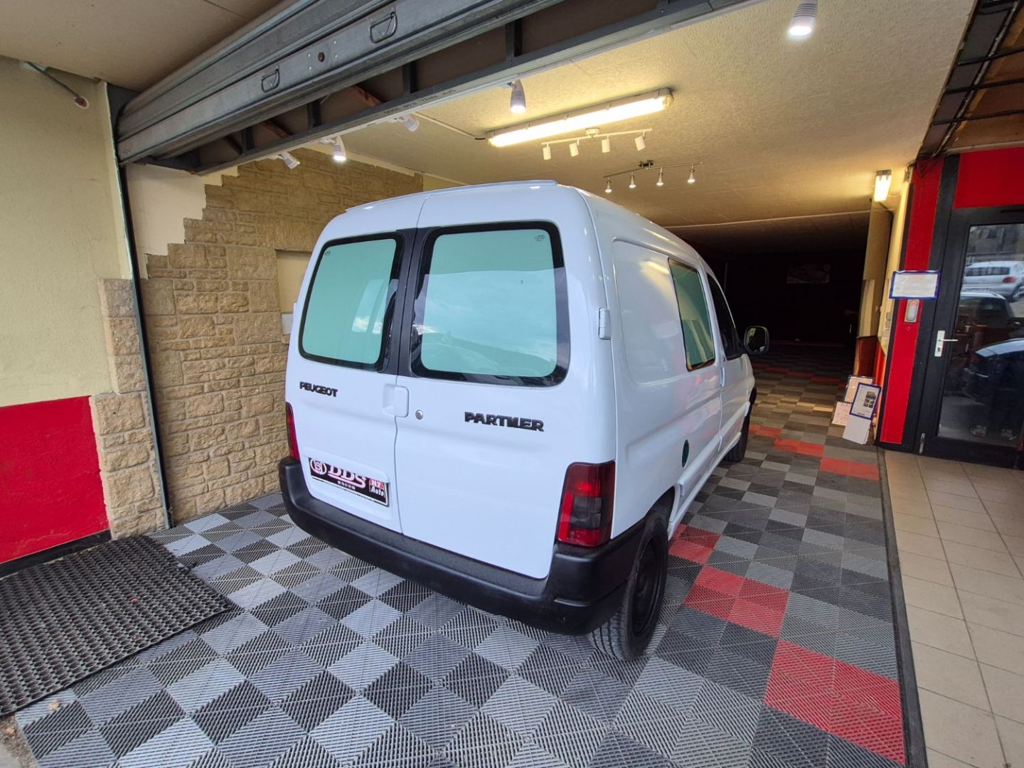 PEUGEOT PARTNER - 1.9 D 70 CT OK DISTRI NEUVE