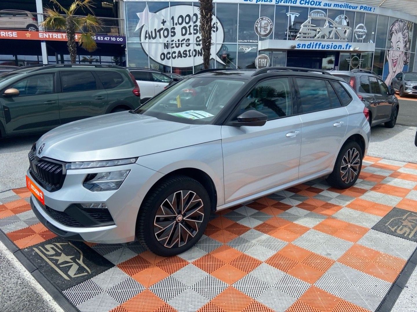 SKODA KAMIQ - 1.5 TSI 150 BV6 STYLE CAMÉRA JA 17" BLACK PACK (2024)