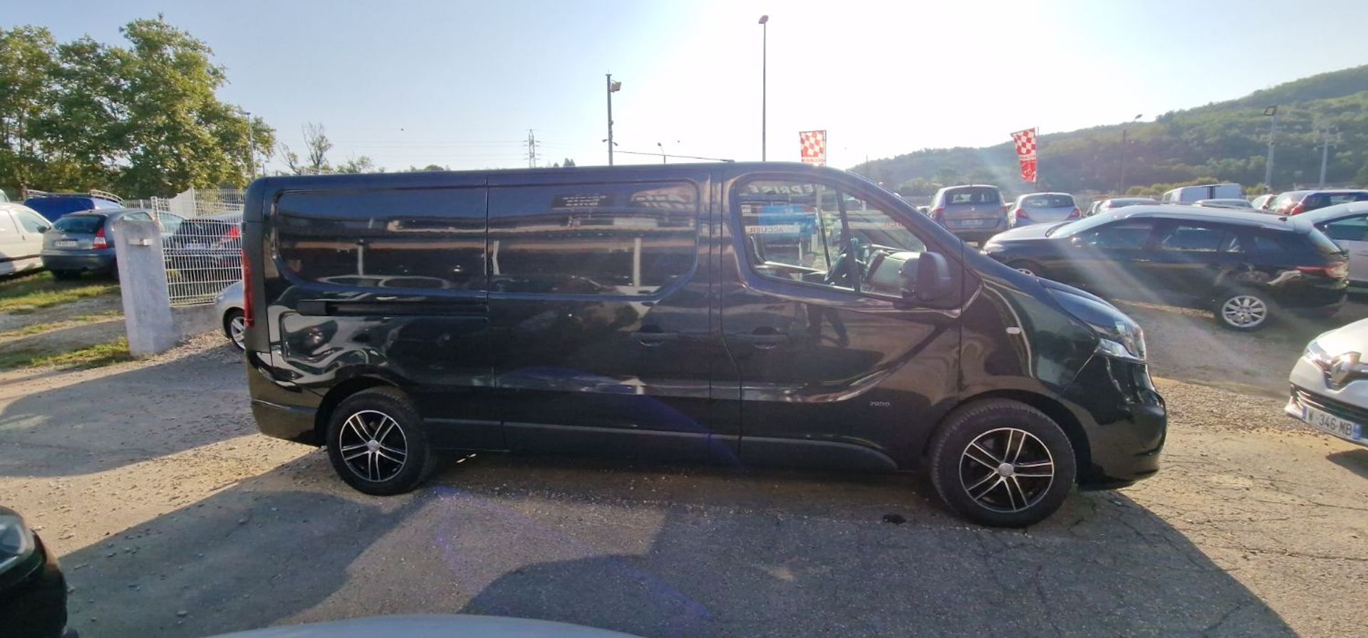 RENAULT TRAFIC - GPS CAMERA CLIM REGUL 2 PORTES LATERAL (2017)