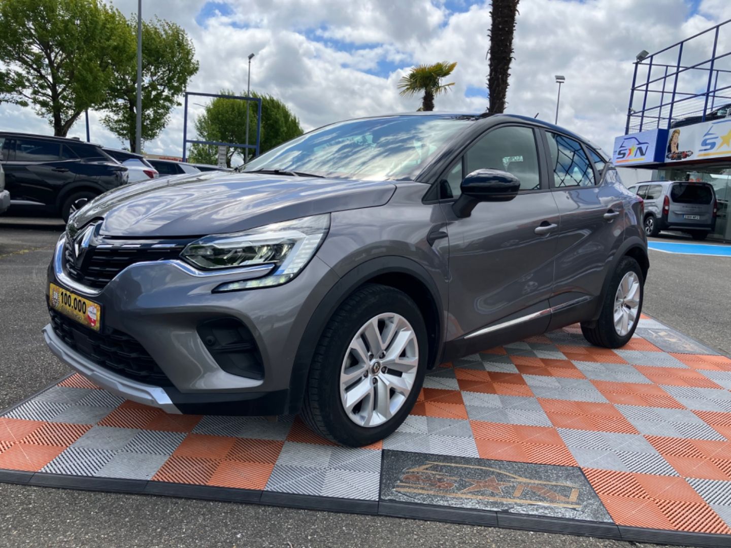 RENAULT CAPTUR - TCE 100 BUSINESS GPS (2020)