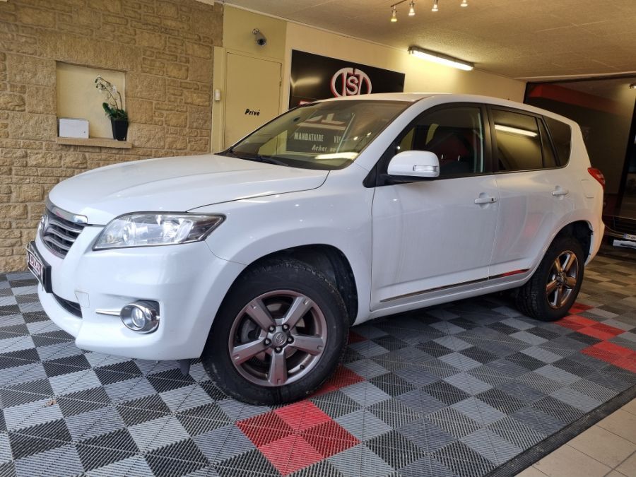 TOYOTA RAV4 III 2X4 LIFE - 2.2D4D 150 (2012)