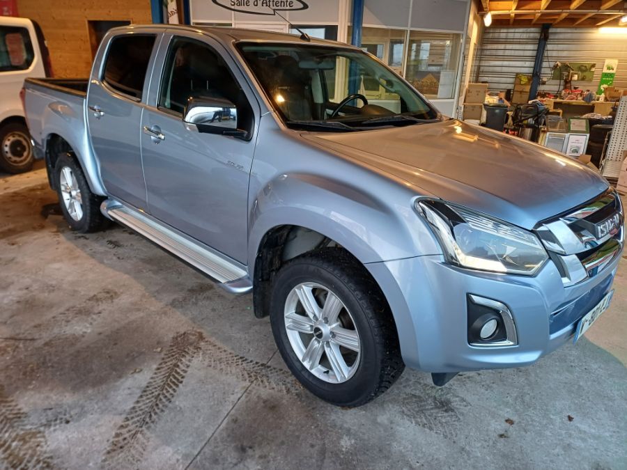 ISUZU D-MAX CREW - CREW CAB 1.9TDI 163CH SOLAR PLUS BVA (2018)