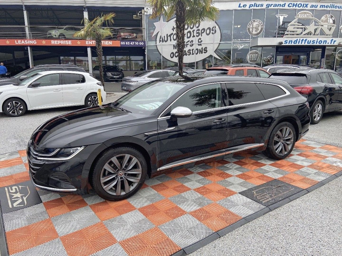 VOLKSWAGEN ARTEON SHOOTINGBRAKE - 2.0 TDI 150 DSG ELEGANCE GPS CAMÉRA JA 18" (2023)