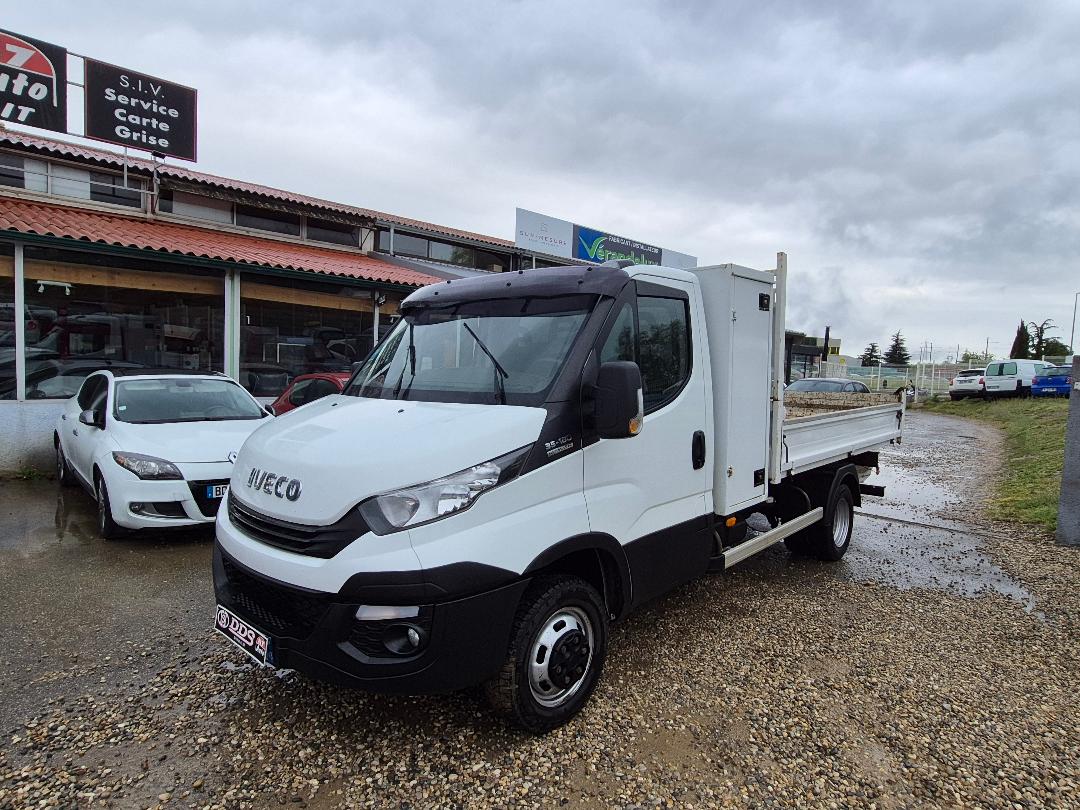 IVECO DAILY 180 CH - 35C18 3L BENNE + COFFRE CLIM REGUL (2019)