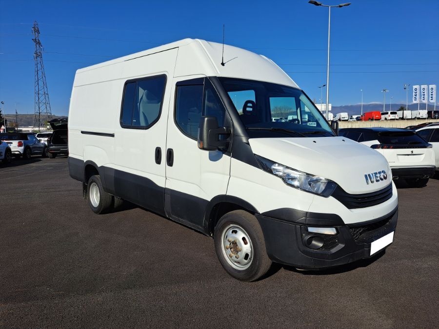 IVECO DAILY - FOURGON 35C14 7PL 26000E HT (2019)