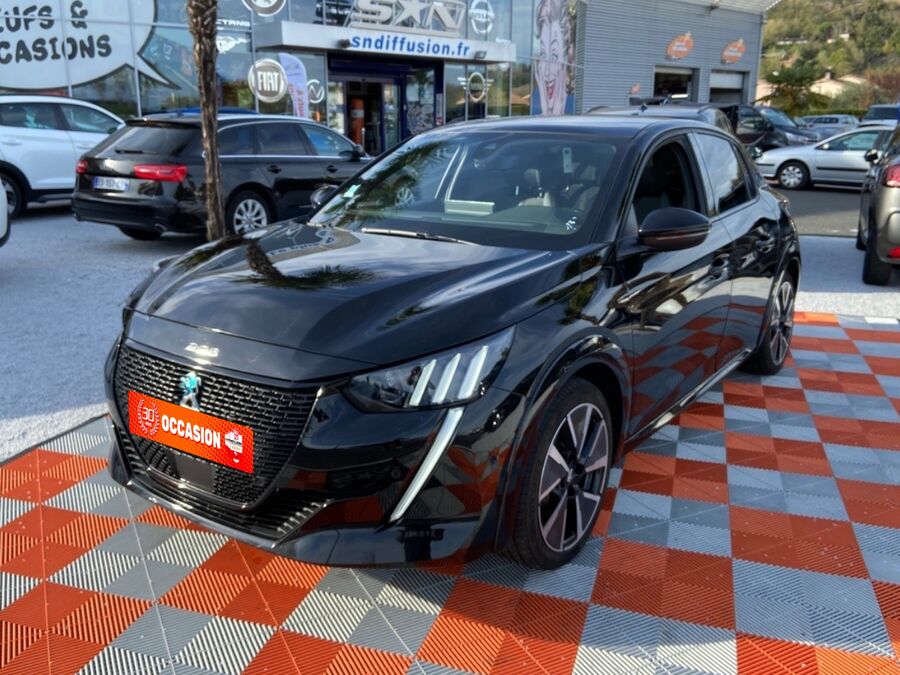 PEUGEOT 208 - ELECTRIQUE 136 GT GPS CAMÉRA TOIT PANO 11KW (2021)