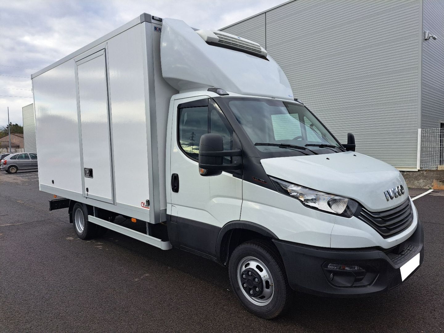 IVECO DAILY - 35C18 CAISSE PRIMEUR (2023)