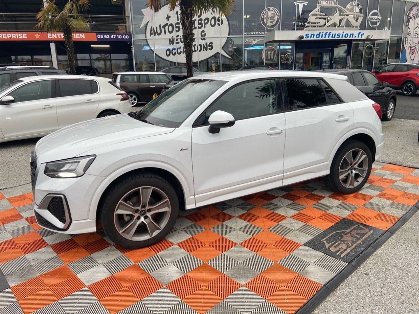 AUDI Q2 - 30 TDI 116 S LINE EXT GPS CAMÉRA HAYON KEYLESS JA 18" (2024)