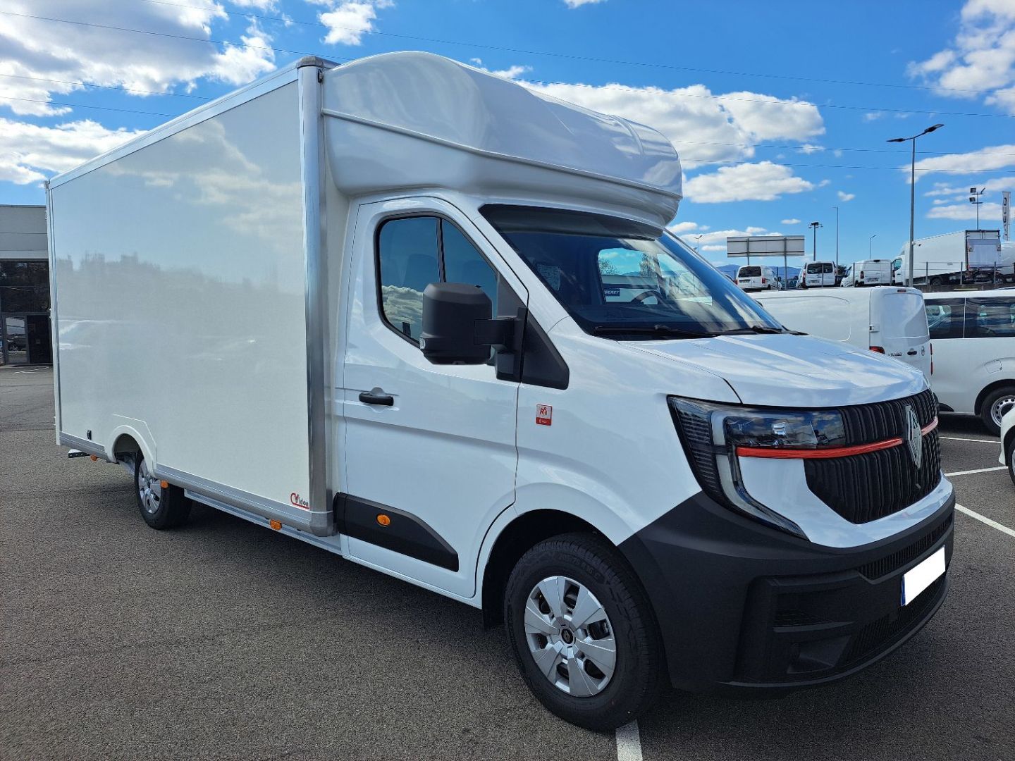 RENAULT MASTER - PLANCHER CABINE L3 170 CV CAISSE DEMENAGEUR (2025)