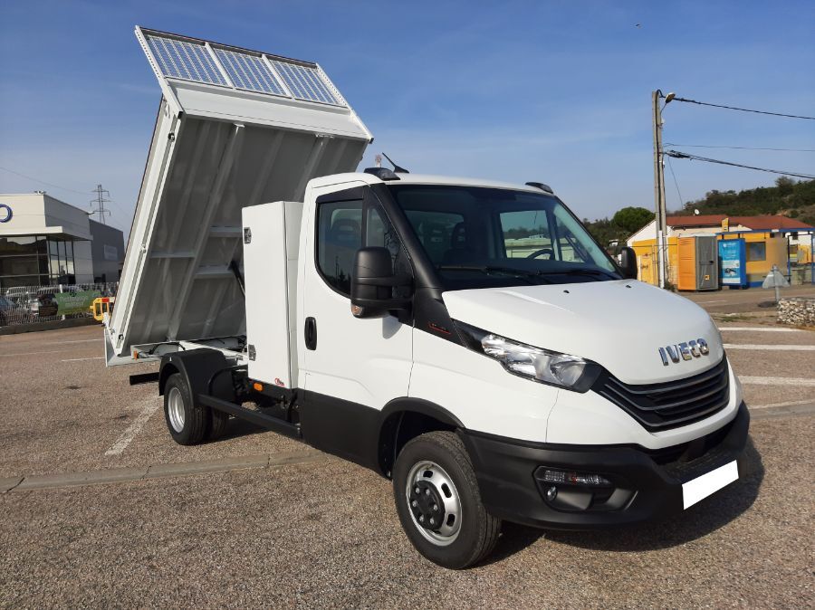 IVECO DAILY - 35C18 BENNE + COFFRE 43000E HT (2021)