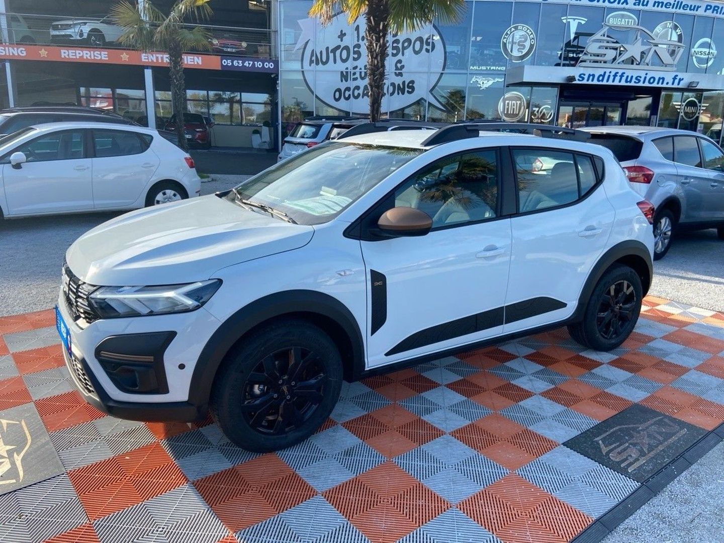 DACIA SANDERO - ECO-G 100 BV6 STEPWAY EXTREME + GPS CAMÉRA JA 16" (2025)