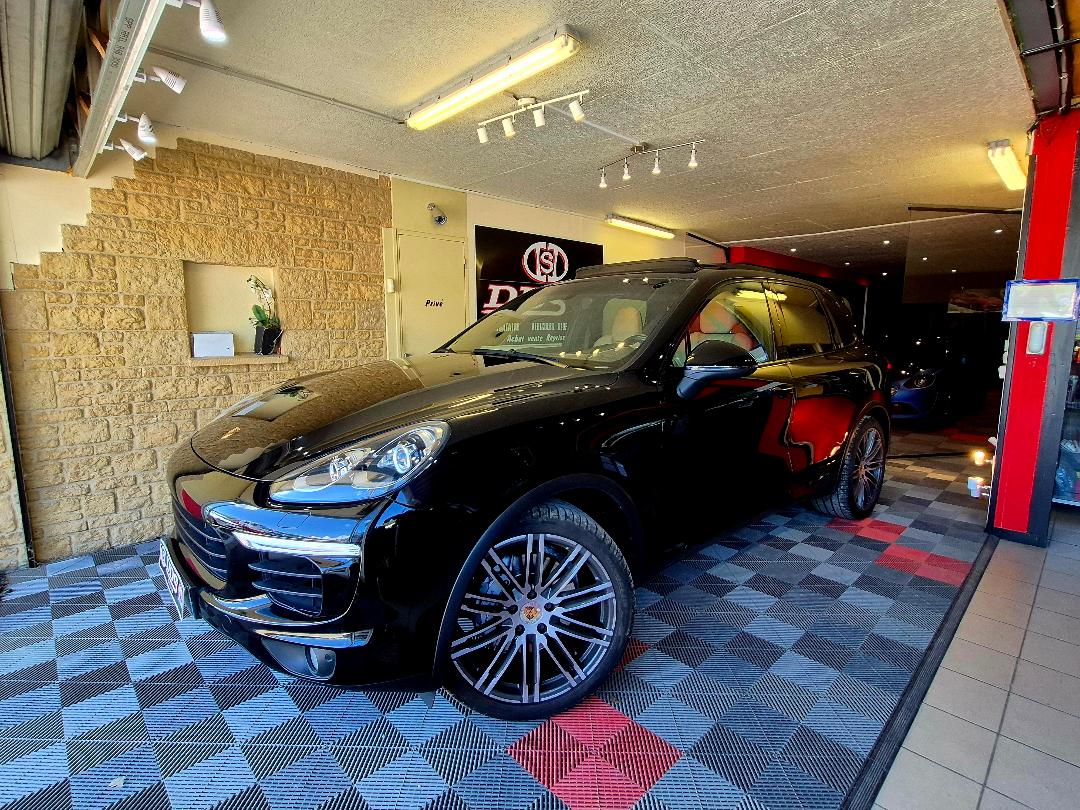 PORSCHE CAYENNE III - 380 CV TOIT OUVRANT GPS PACK CHRONO (2016)