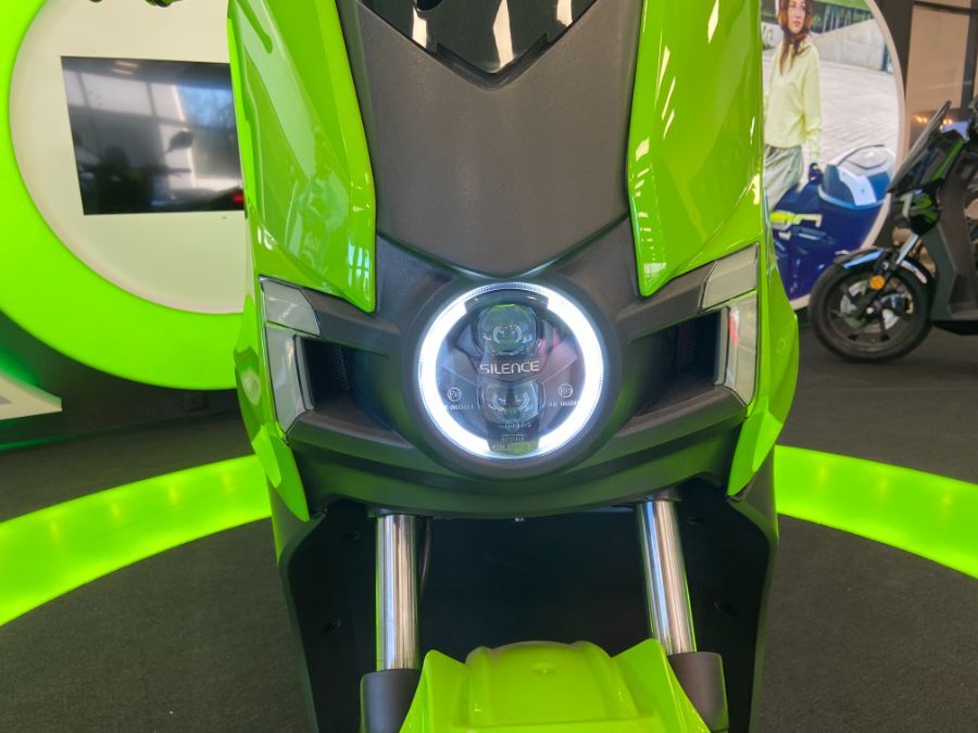 SILENCE S01 - STANDARD 5.6 kWh Autonomie 133km WMTC