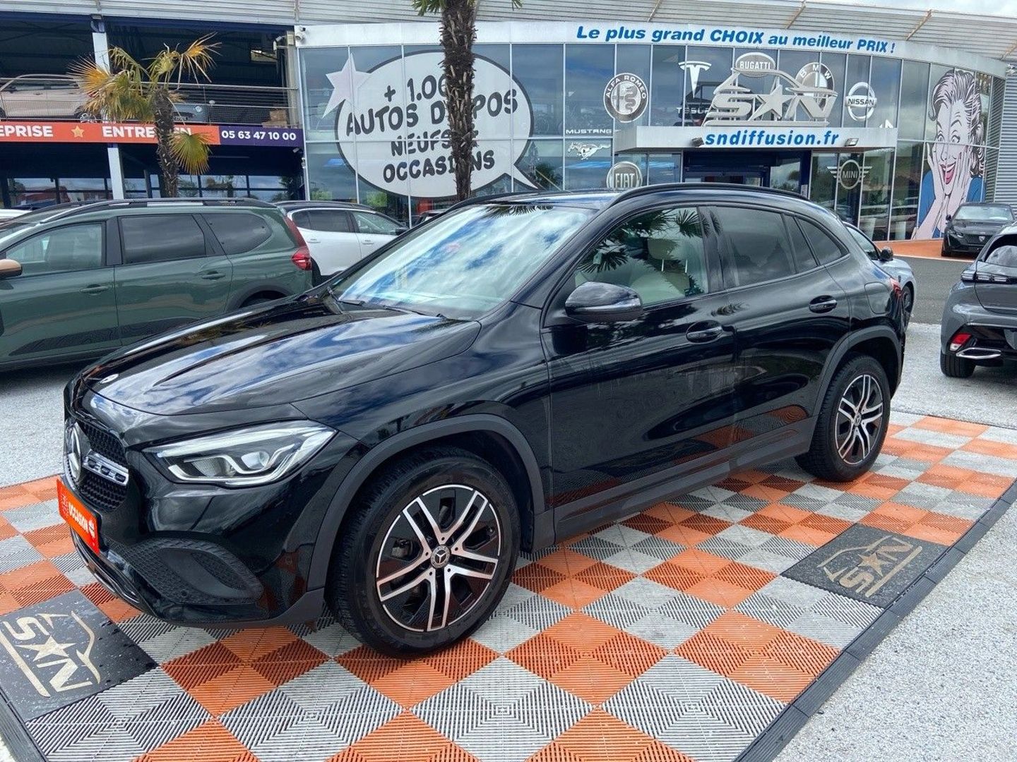 MERCEDES-BENZ GLA - 200 PROGRESSIVE LINE 163 PACK PREMIUM (2021)