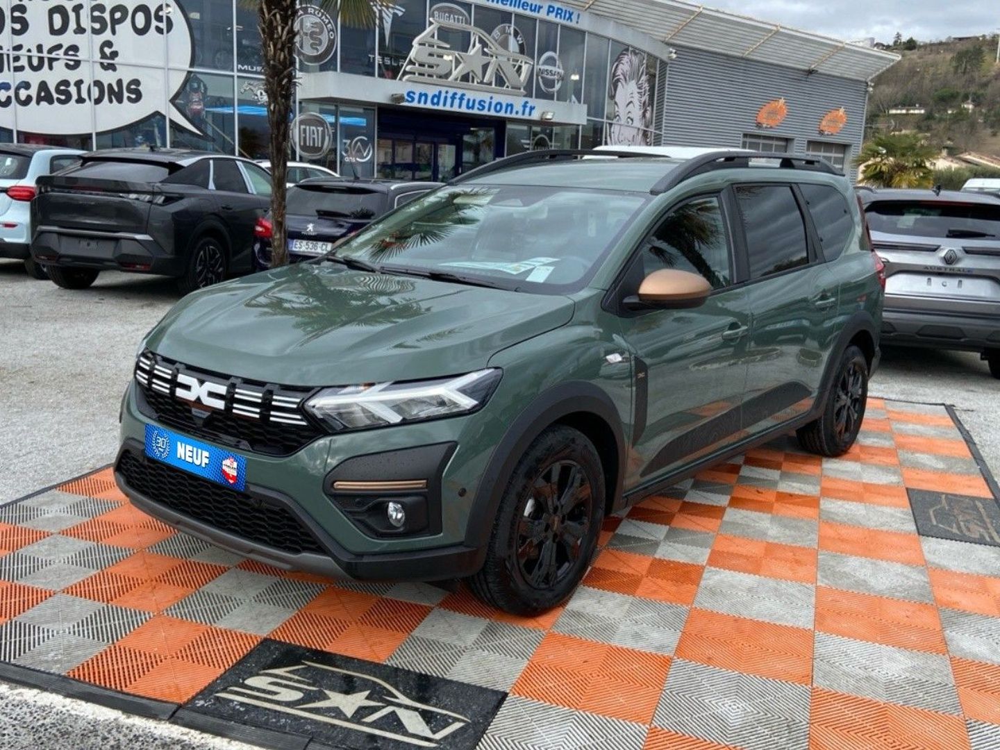 DACIA JOGGER - ECO-G 100 SL EXTREME + PACK NAVIGATION & CONFORT 7PL (2024)