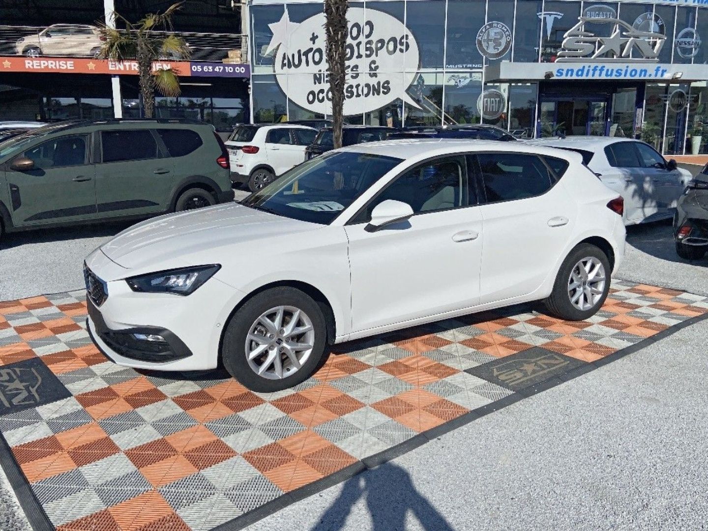 SEAT LEON - 2.0 TDI 150 DSG7 SPECIAL EDITION CAMÉRA KEYLESS (2024)