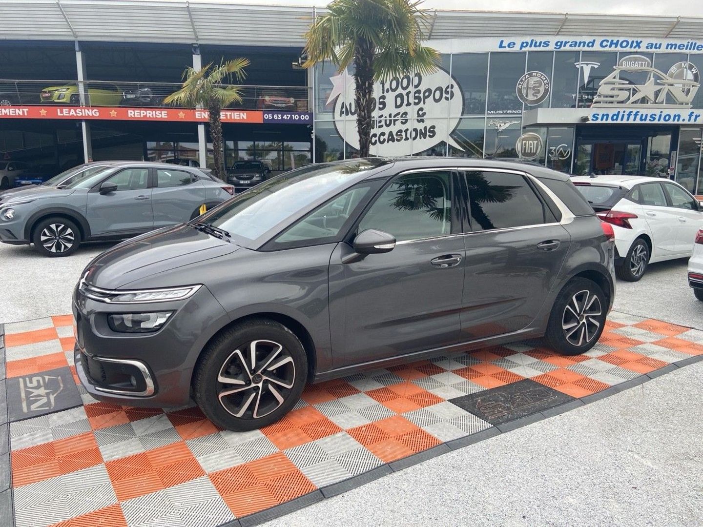 CITROEN C4 SPACETOURER - PURETECH 130 EAT8 FEEL CAMERA JA 17 PACK DRIVE ASSIST