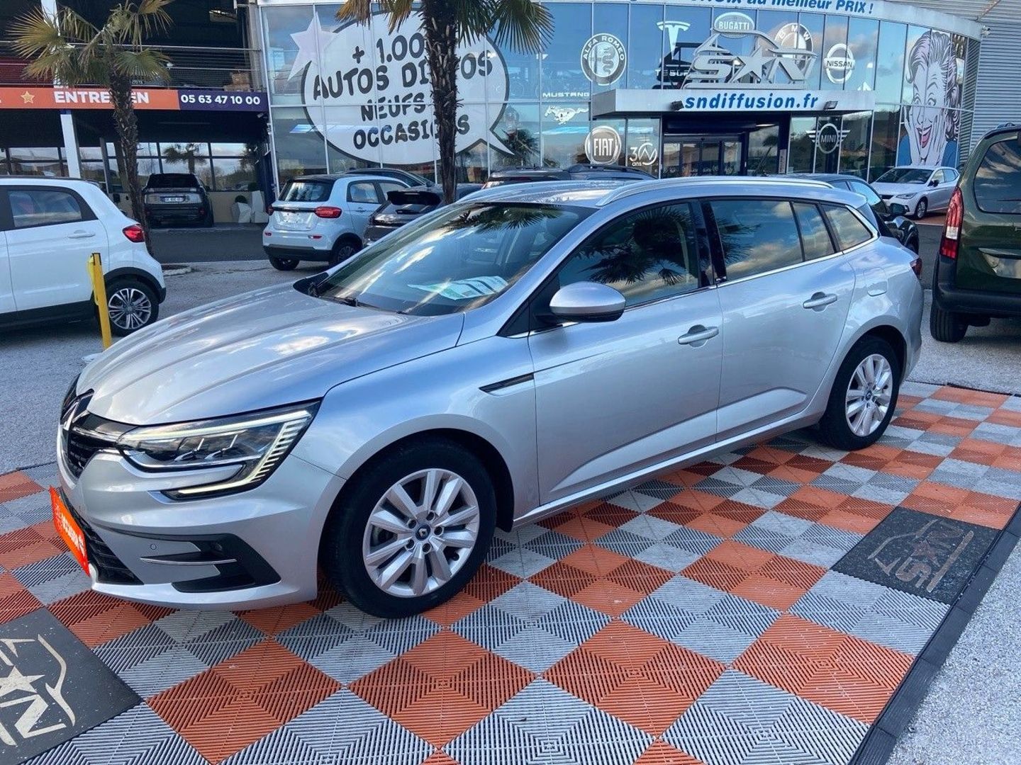RENAULT MEGANE ESTATE 1.6 E-TECH BUSINESS