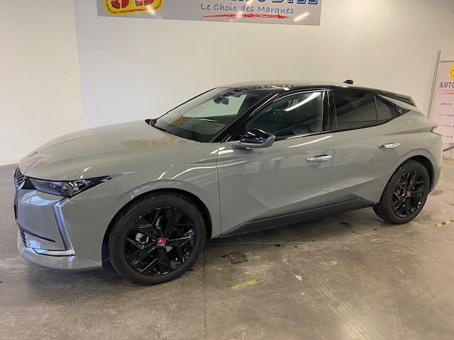 DS DS4 - 1.2 PureTech 130 EAT8 Performance Line