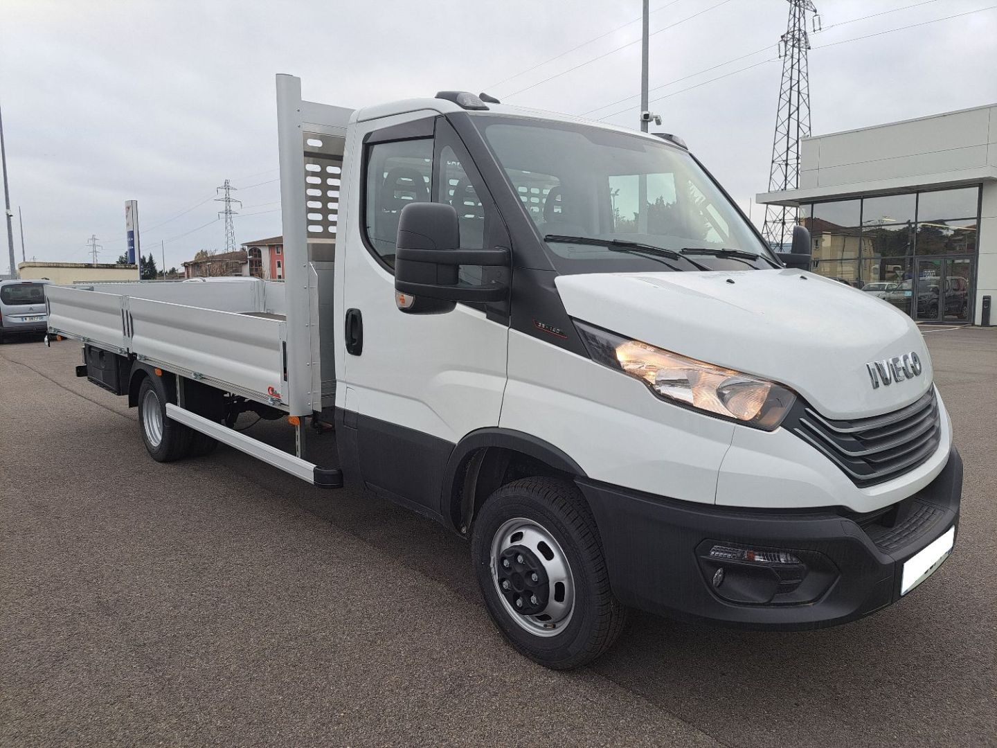 IVECO DAILY - 35C16 PLATEAU 5M 49000E HT (2024)