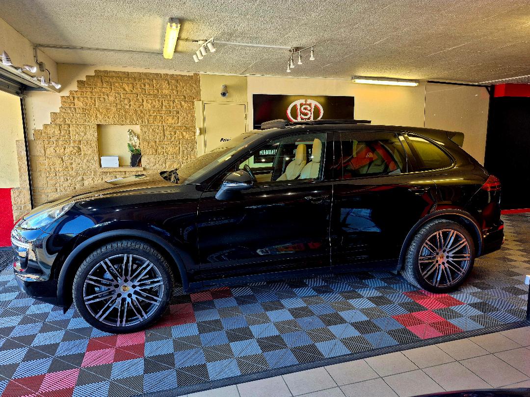PORSCHE CAYENNE III - 380 CV TOIT OUVRANT GPS PACK CHRONO