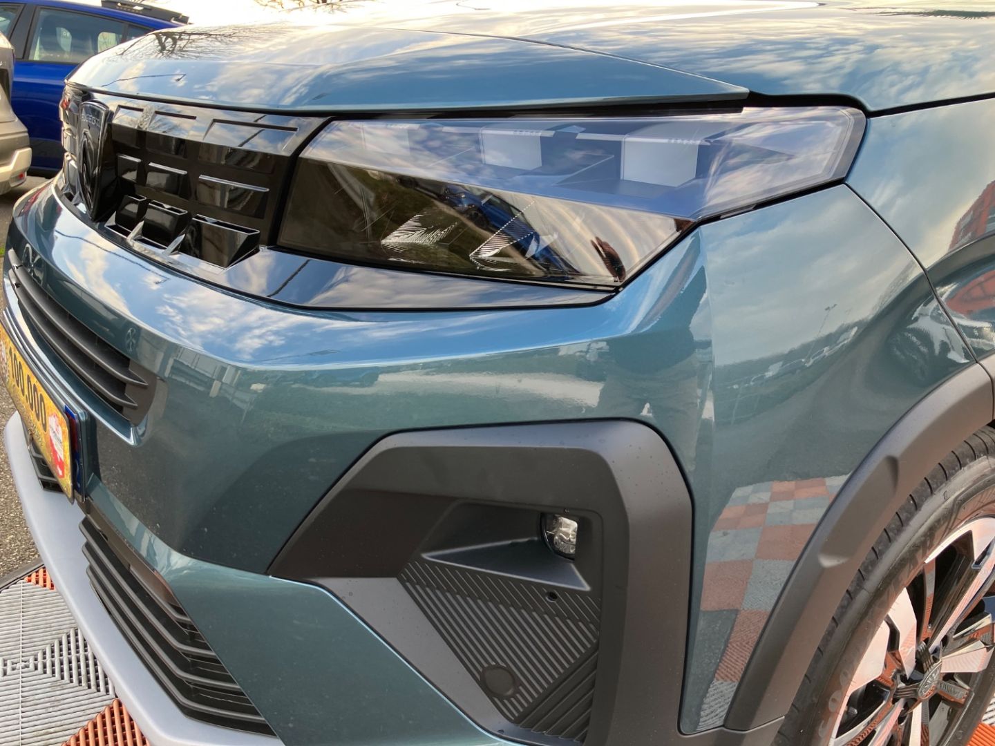 PEUGEOT RIFTER - BlueHDi 130 EAT8 GT Pack Techno & Connect