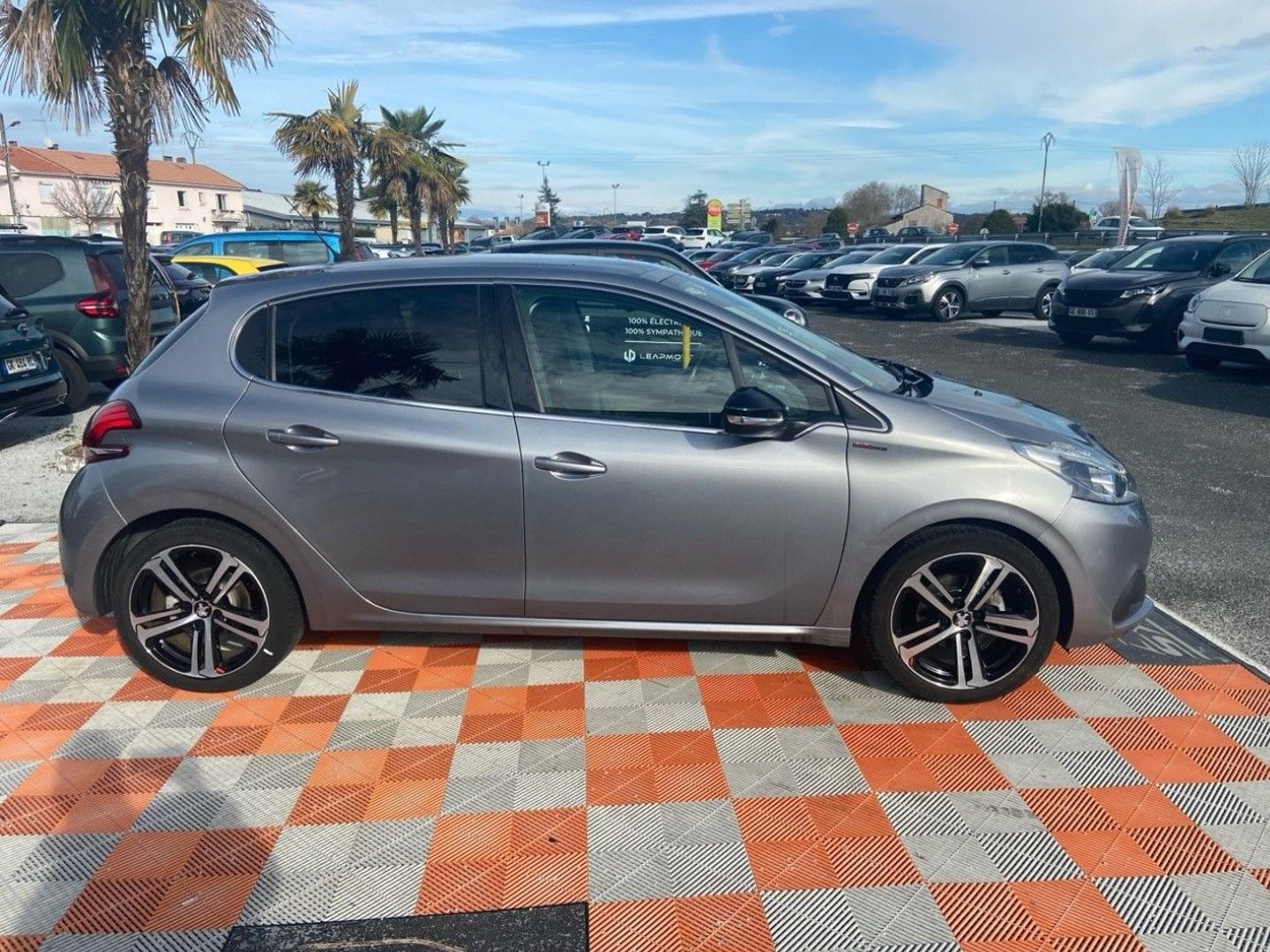 PEUGEOT 208 - 1.2 PURETECH 110 GT LINE TOIT PANO