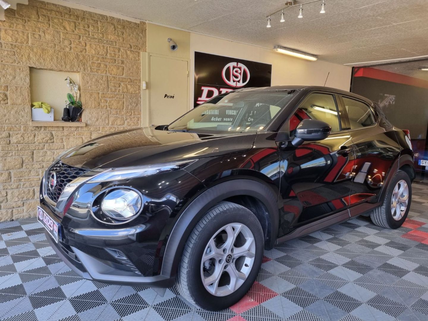 NISSAN JUKE - JUKE 1.0 DIG-T 117 N-CONNECTA