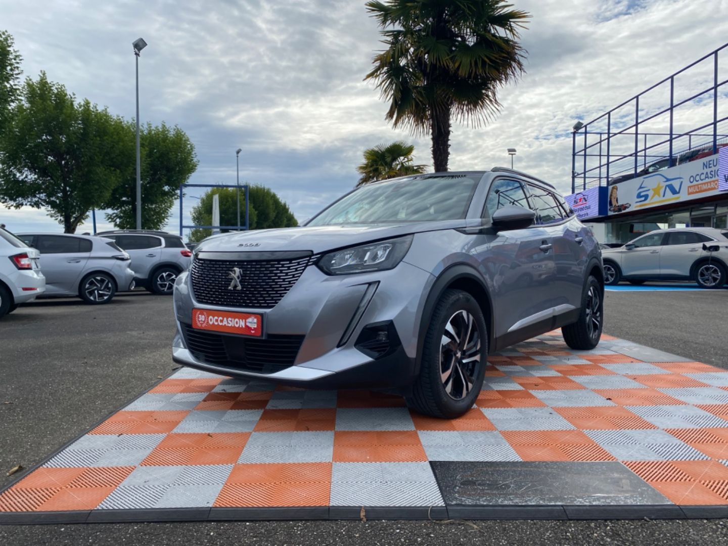 PEUGEOT 2008 - BLUEHDI 130 EAT8 ALLURE GPS CAMÉRA ANTI-BROUILLARDS (2020)