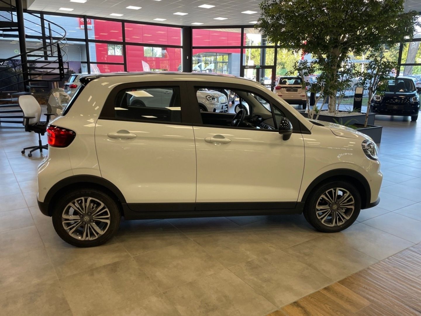 LEAPMOTOR T03 - LUXURY