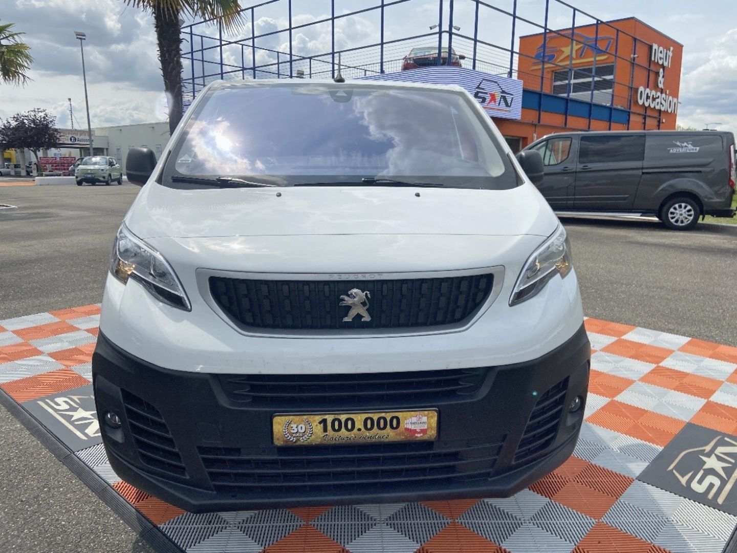 PEUGEOT EXPERT FOURGON - BlueHDi 120 BV6 STANDARD ASPHALT GPS Caméra Clim Auto