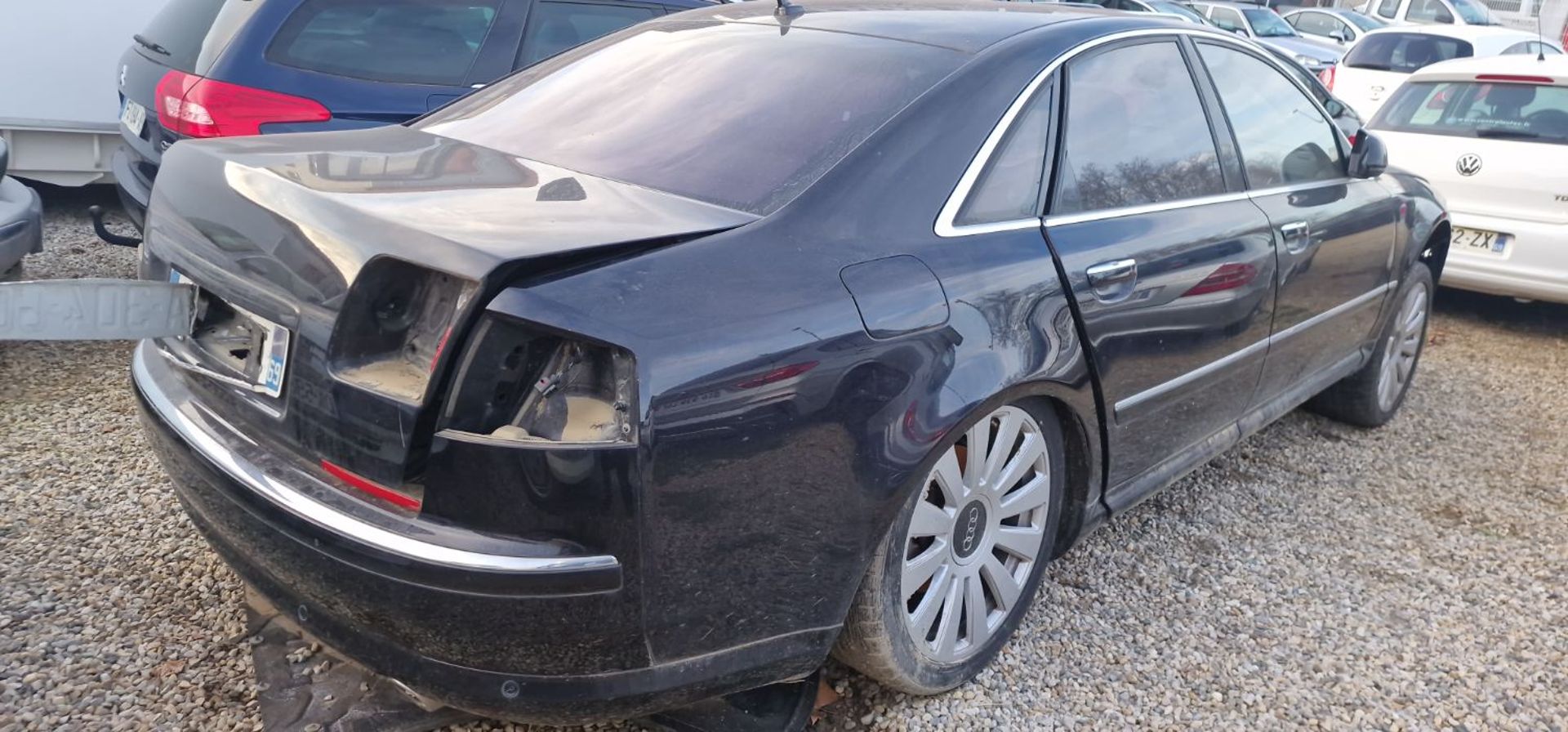 AUDI A8 - A8 4.2 L V8 TDI QUATTRO 227 cv POUR PIECES